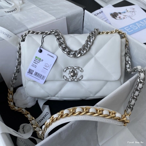 19 Handbag-26CM  CHANEL 0804
